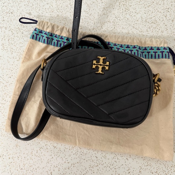 Tory Burch Black Chevron Crossbody Bag - Picture 1 of 7